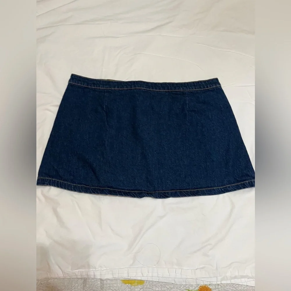 (25) Classic Denim Mini Skirt